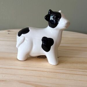 Black & White Ceramic Cow Figurine - Decorative Home Accent